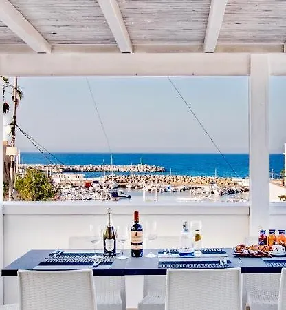 Guest house La Terrazza Sul Porto San Foca